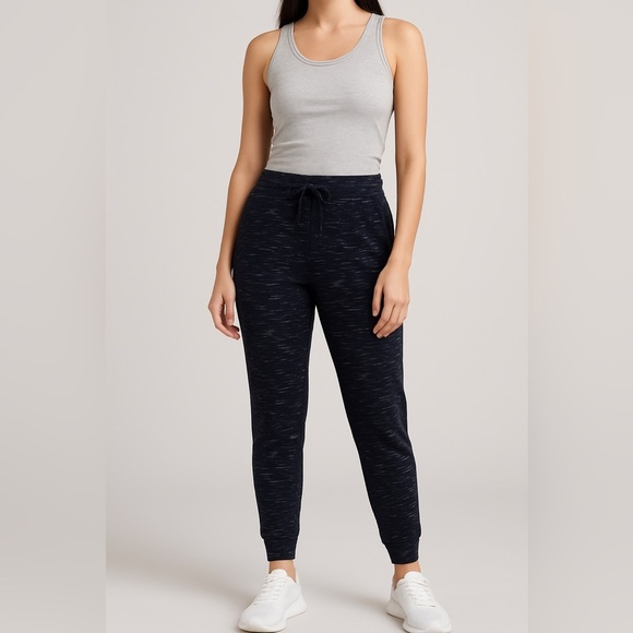 Xersion Women’s Black Jogger Pants NWT - Picture 1 of 3